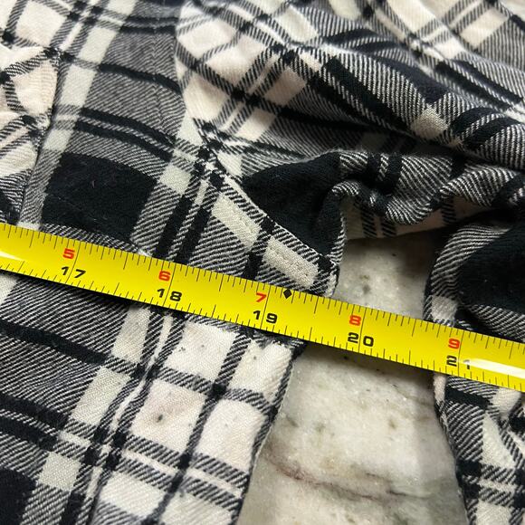 Dip Black + White Women's Button Down Flannel Large - Picture 3 of 4